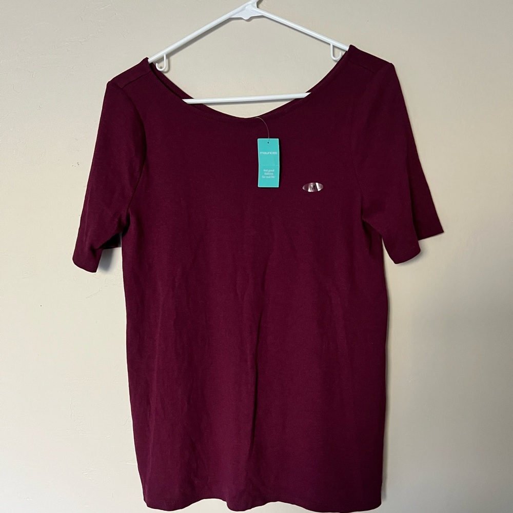Maurices Red Short Sleeve T-Shirt